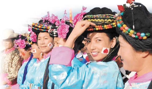 Kỳ lạ tập tục mẹ đưa chìa khóa nhà cho con gái rủ trai lạ đến ngủ bao nhiêu tùy thích