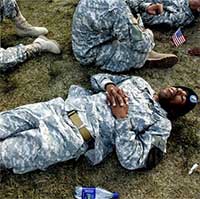 Kỹ thuật chìm vào giấc ngủ trong 10 giây của quân đội Mỹ
