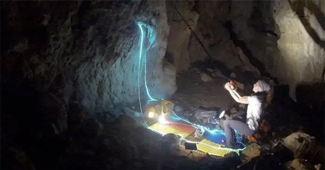 Nữ vận động viên trở lại mặt đất sau 500 ngày sống dưới hang sâu