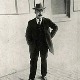 Chuyện của người sống sót cuối cùng trên Titanic: Uống rượu giải trí khi tàu chìm, tự thoát thân như phim hành động