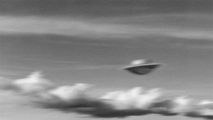 Máy bay không người lái MQ-9 Reaper của Mỹ chạm trán UFO ở Trung Đông