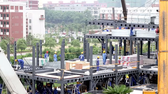 Tại sao Trung Quốc xây khách sạn 15 tầng chỉ mất gần 150 giờ với 200 công nhân?