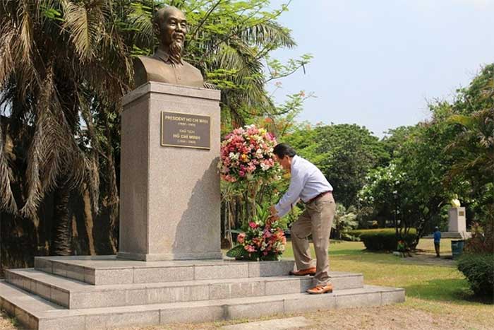 Những công trình mang tên Chủ tịch Hồ Chí Minh trên thế giới
