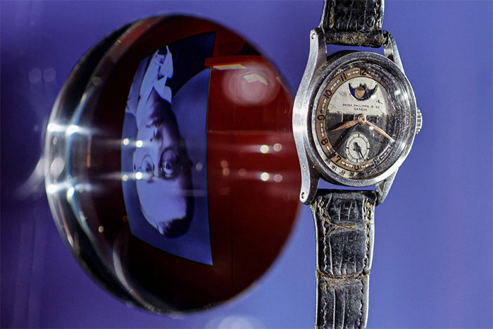 Đồng hồ của Hoàng đế Phổ Nghi được đấu giá kỷ lục 6,2 triệu USD