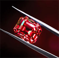 Kim cương đỏ - Loại kim cương hiếm nhất thế giới