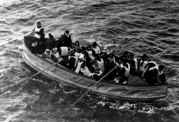 Ảnh chưa từng công bố về cuộc sống trên tàu Titanic hơn 100 năm trước