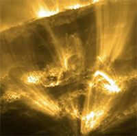 Các nhà khoa học phát hiện vệt sáng như "sao băng" rơi xuống Mặt trời