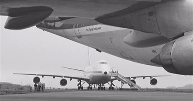 Hai chiếc Boeing 747 đối đầu khiến gần 600 người chết: Vụ tai nạn thảm khốc thay đổi ngành hàng không toàn cầu