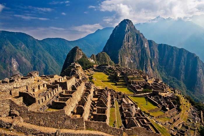 Độ cứng của đồng và sắt không bằng đá tại Machu Picchu