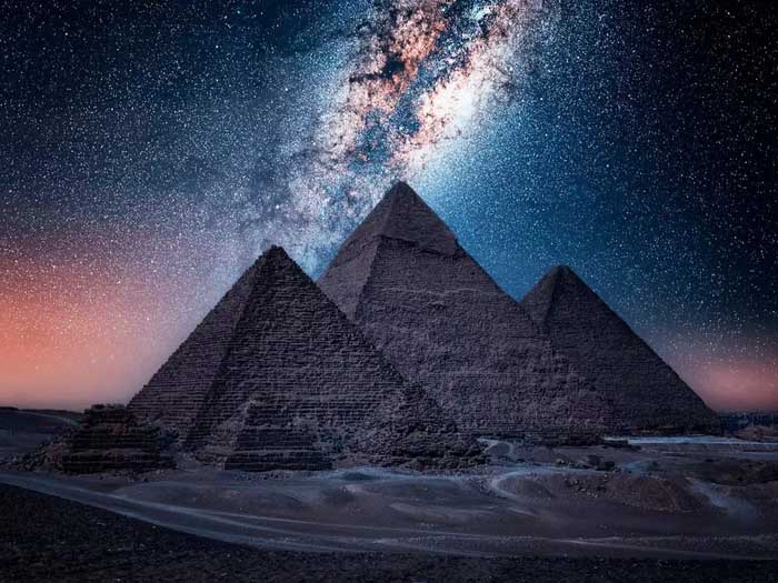 Nguồn gốc của kim tự tháp: Trí tuệ của các Pharaoh hay công nghệ ngoài hành tinh?