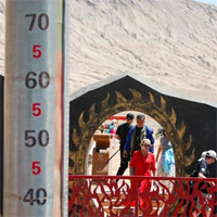 Nhiệt độ bề mặt Hỏa Diệm Sơn, Trung Quốc lên đến 80 độ C