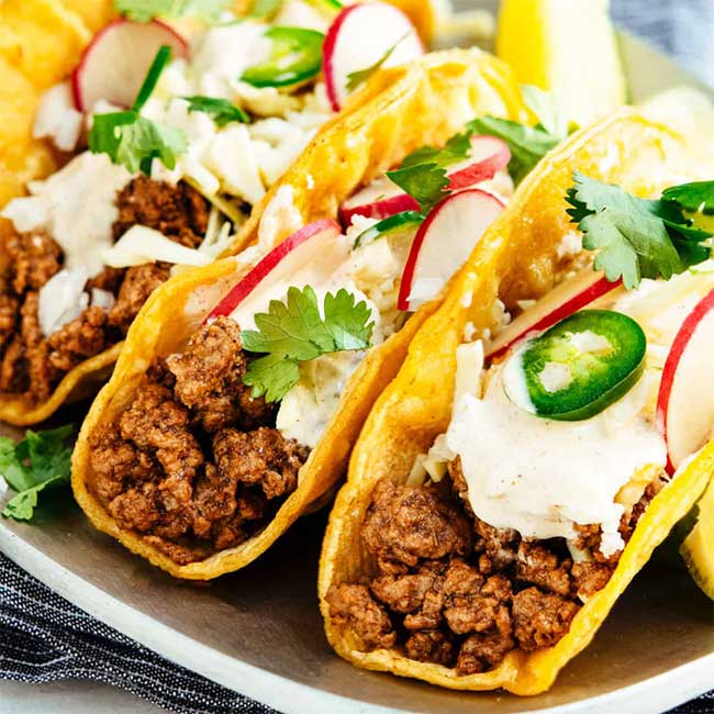 Lịch sử món bánh nổi tiếng thế giới của người Mexico và sự tranh chấp về chiếm đoạt văn hóa