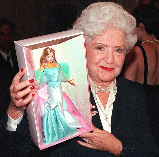 Ruth Handler, người sáng tạo ra búp bê Barbie nổi tiếng toàn cầu.