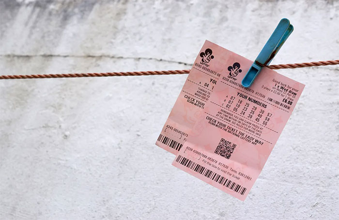 Dùng hình học hữu hạn, các nhà toán học hé lộ số vé tối thiểu người chơi cần mua để trúng xổ số