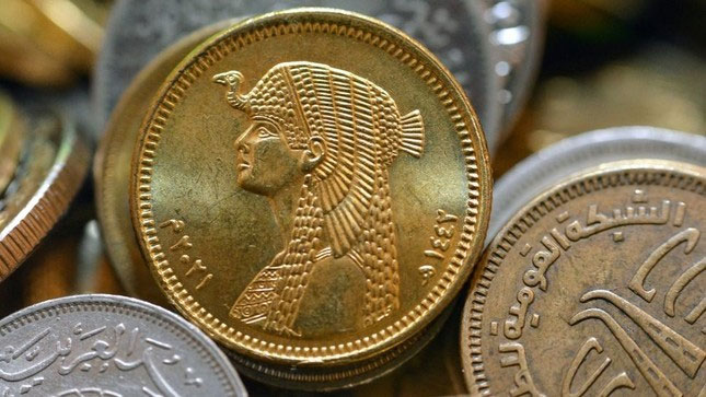 Cleopatra trên mặt của đồng tiền 50 năm mươi piaster của Ai Cập