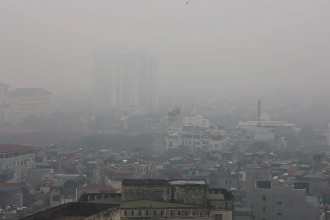 Hiện tượng bất thường: Hà Nội ô nhiễm không khí nghiêm trọng giữa mùa mưa