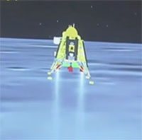 Tàu vũ trụ Ấn Độ đáp thành công xuống Mặt trăng