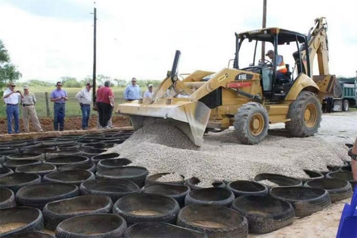  Mỹ sử dụng công nghệ lốp chôn trong việc khôi phục đường. 