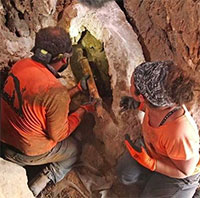 Bí mật đằng sau 4 thanh kiếm La Mã 1.900 năm tuổi tìm thấy trong hang động ở Israel