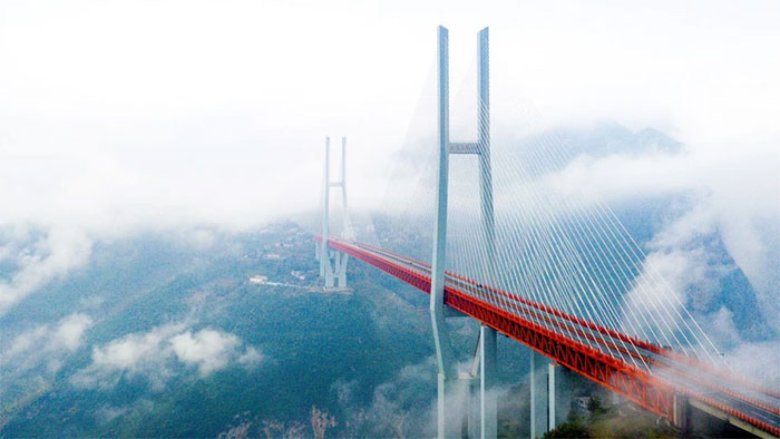 Bí ẩn vùng đất toàn cây cầu 