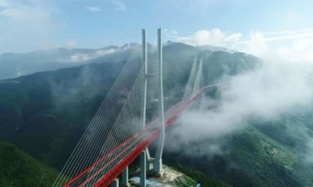 Bí ẩn vùng đất toàn cây cầu 