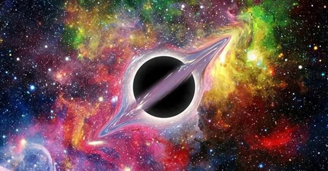 Bạn sẽ thấy gì nếu rơi vào lỗ đen?