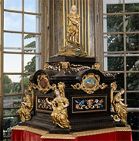 Cận cảnh bộ sưu tập báu vật của gia tộc Rothschild giàu bậc nhất thế giới
