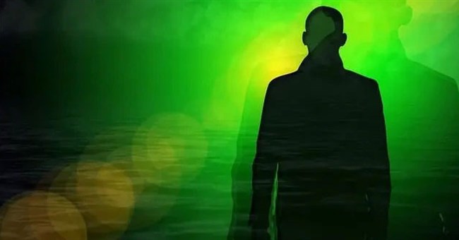 Cuộc tìm kiếm linh hồn và thế giới bên kia: Một nhà khoa học chứng minh điều đó bằng chính mạng sống của mình