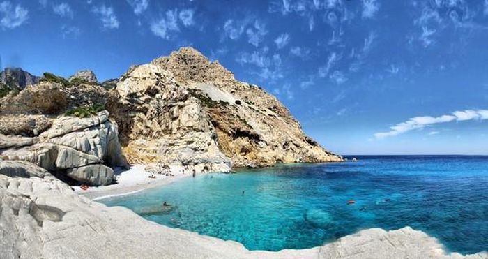 Đảo Ikaria ở Hy Lạp là 1 trogn 5 vùng đất Blue Zones của thế giới.