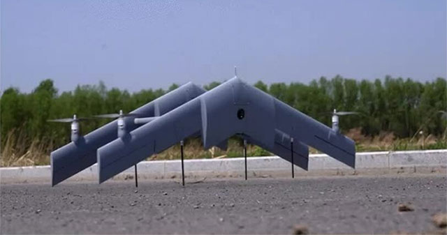 Drone cánh song song có thể cất hạ cánh thẳng đứng