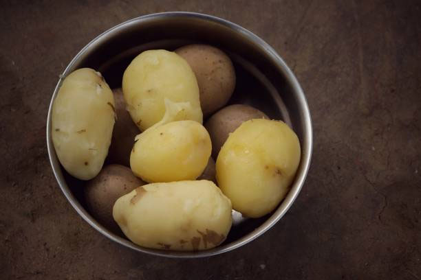 Mỳ, khoai tây và cơm mát sẽ tốt cho sức khỏe hơn khi ăn nóng