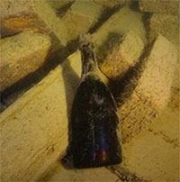 Rượu champagne vẫn uống được sau 170 năm dưới biển