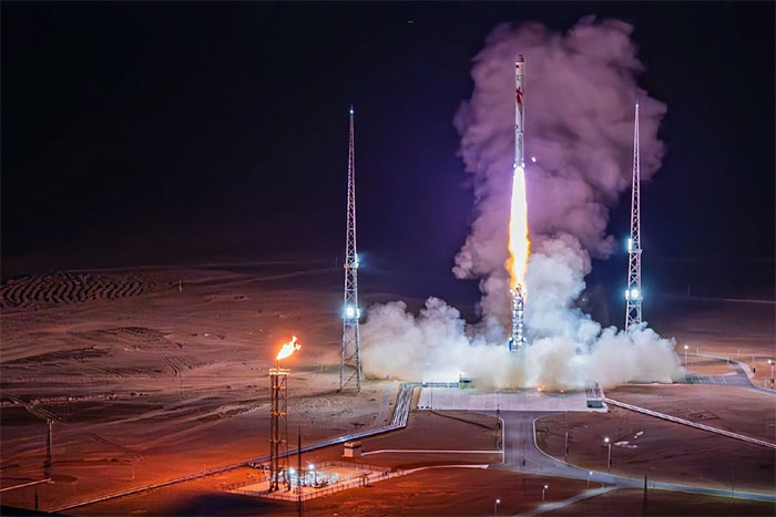 Công ty Trung Quốc vượt SpaceX, phóng thành công tên lửa sử dụng khí metan