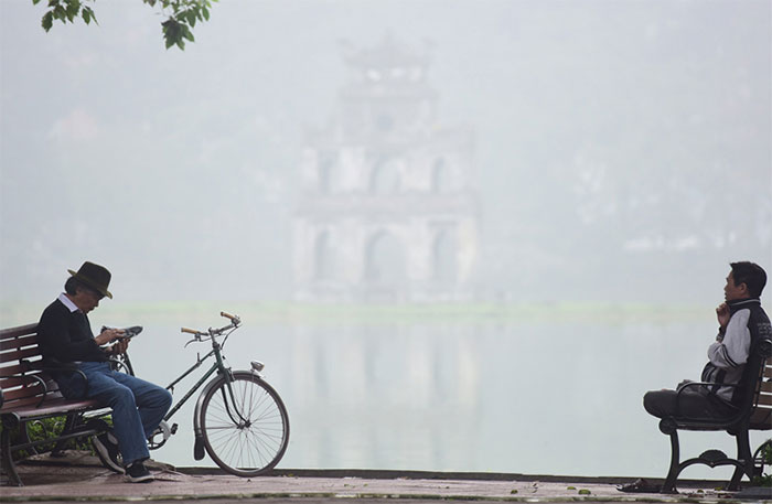  Sáng sớm có mưa rải rác, sương mù, trưa chiều hửng nắng 