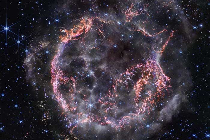 Hình ảnh chưa từng thấy về tàn dư siêu tân tinh Cassiopeia A