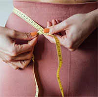 Vòng eo phụ nữ tăng 7,6cm sau gần 3 thập kỷ