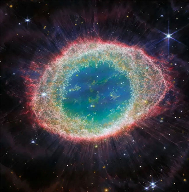 Những hình ảnh độc đáo trong vũ trụ từ kính thiên văn James Webb