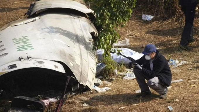 Phi công ngắt nhầm nguồn điện khiến máy bay rơi, toàn bộ 72 người ở Nepal thiệt mạng