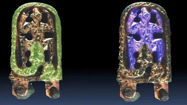 Giải mã bí ẩn chiếc thắt lưng "rồng ăn ếch" thời trung cổ ở Cộng hòa Séc