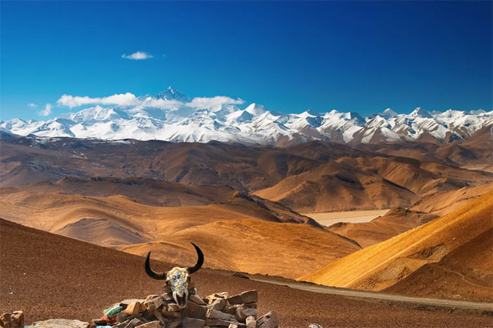 Cảnh quan hùng vĩ của Tây Tạng