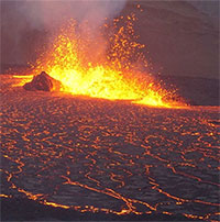 Thần tốc bảo vệ người dân trước núi lửa, Iceland khiến thế giới thán phục