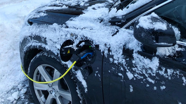 Mẹo giúp ô tô điện vận hành tốt dưới trời lạnh