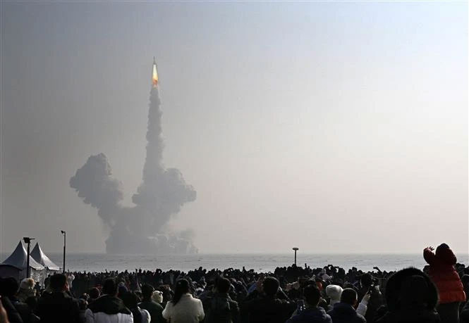 Trung Quốc tuyên bố sẽ phóng hai vệ tinh thử nghiệm lên quỹ đạo mặt trăng