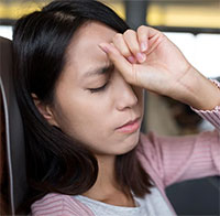 Nên làm gì khi mệt mỏi, chóng mặt kéo dài sau khi xuống tàu xe?