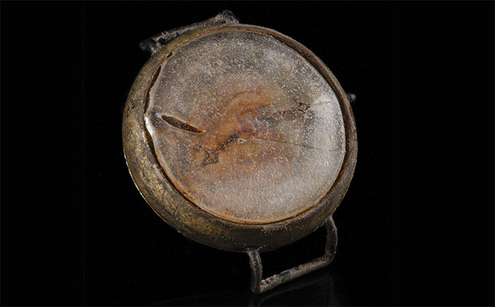 Chiếc đồng hồ 