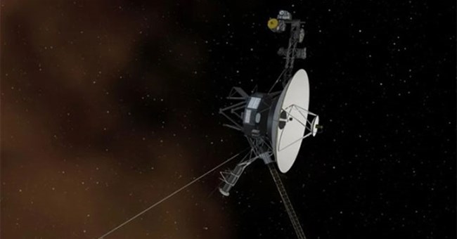 NASA nhận được tín hiệu liên lạc từ tàu vũ trụ cách 24 tỷ km