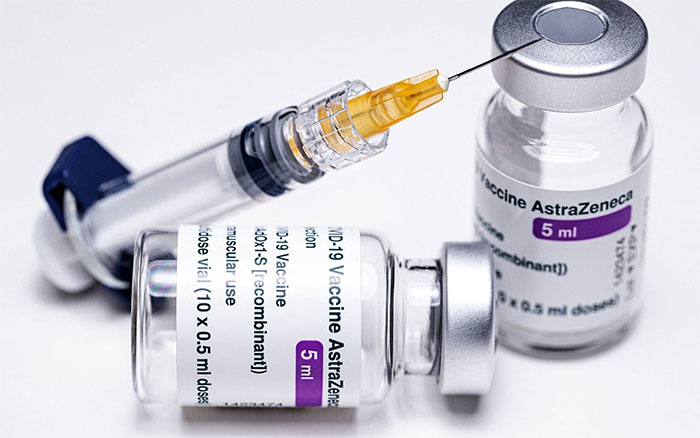 AstraZeneca thừa nhận vắc xin ngừa Covid-19 có thể gây tác dụng phụ hiếm gặp dẫn đến đông máu