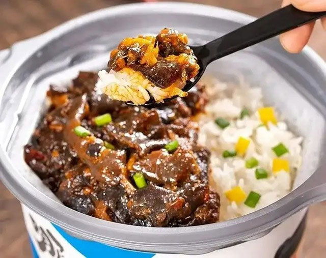 Cơm tự chín - thực ra thứ bạn đang ăn không phải là cơm thật!