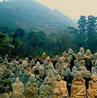 "Cấm địa" ở Trung Quốc: 700 năm không ai dám vào, nhà khảo cổ mạo hiểm dấn thân phát hiện cảnh gây sốc