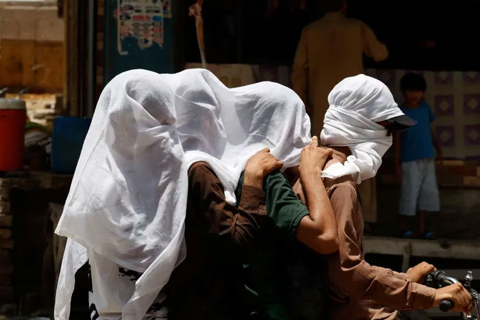 Nhiệt độ ở Pakistan vượt 52 độ C trong đợt nắng nóng